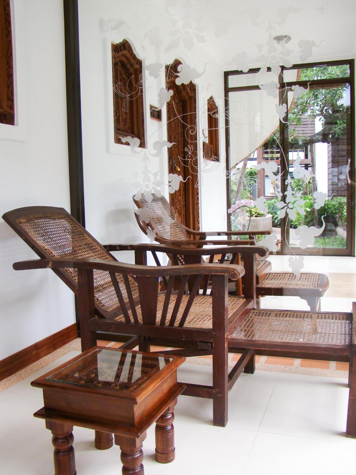 Hotel Kodchasri Thani 4*