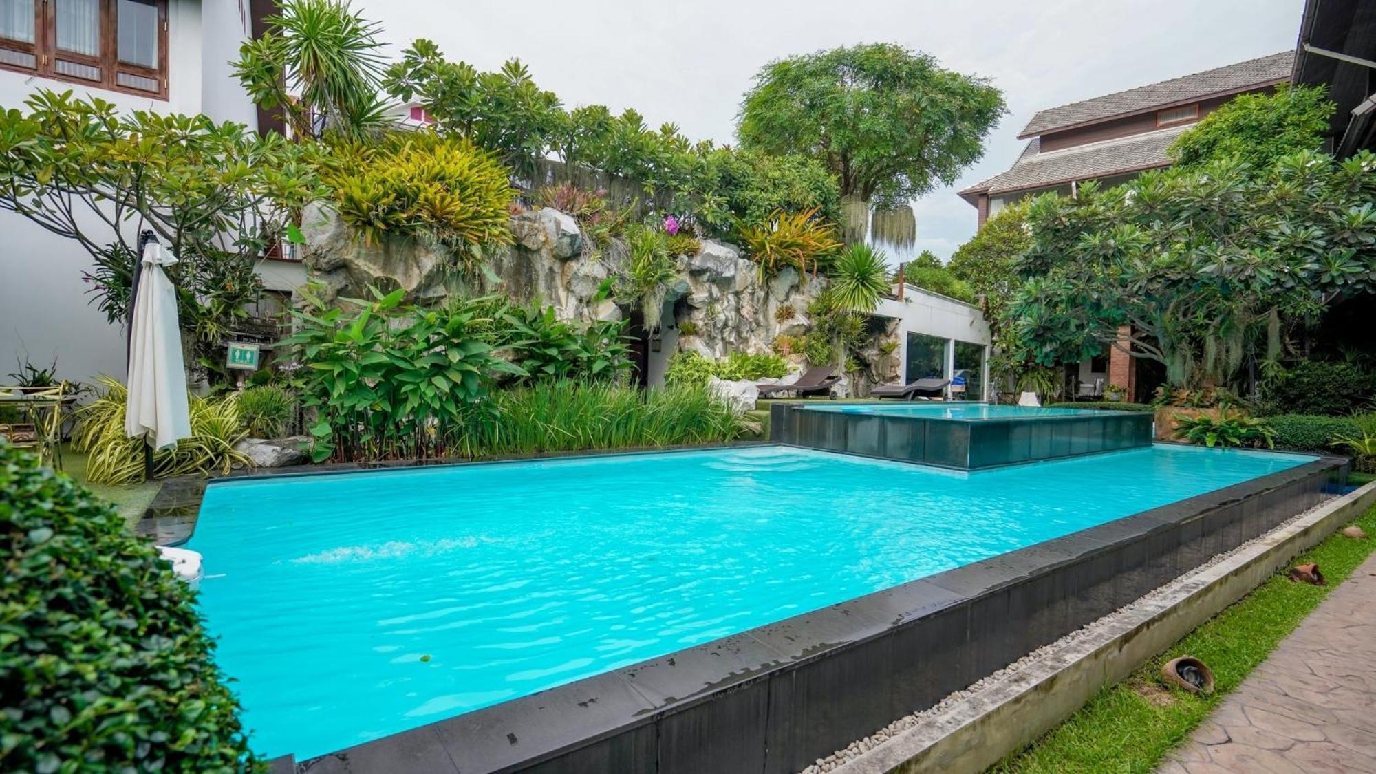 Kodchasri Thani 4*