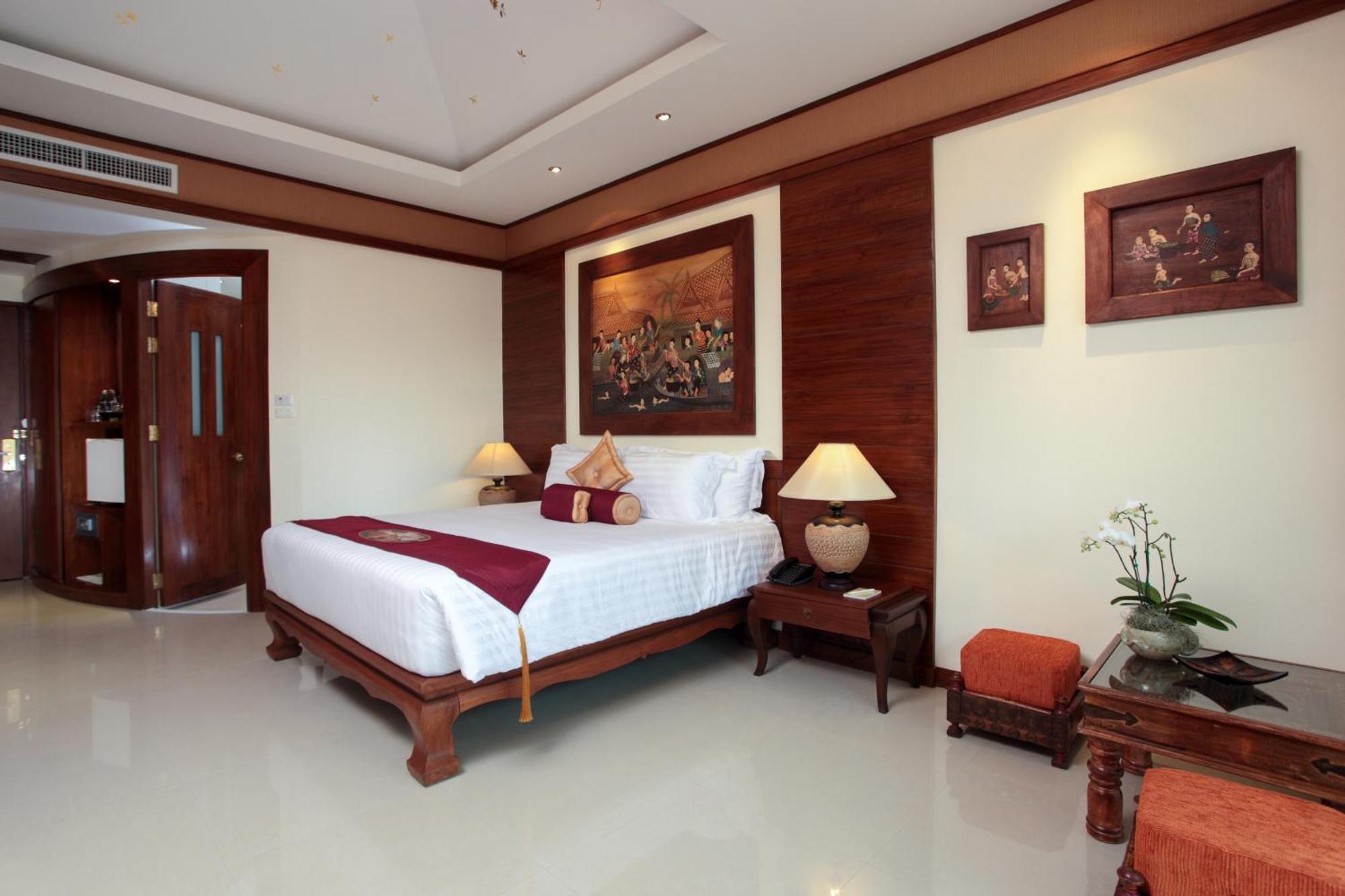 Hotel Kodchasri Thani 4*